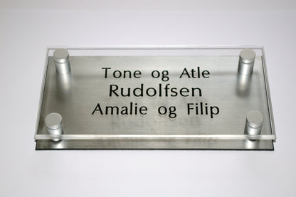 Dørskilt nr.32 i eloksert aluminium, bilde 3