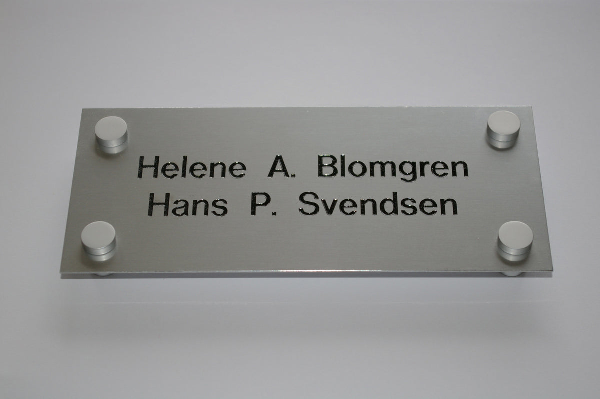 Dørskilt nr.32 i eloksert aluminium, bilde 2