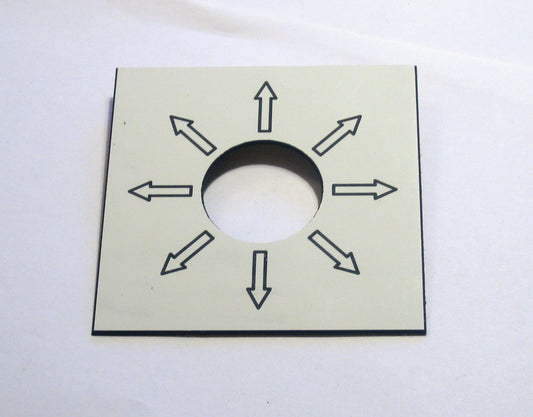 Merkeskilt i plastlaminat